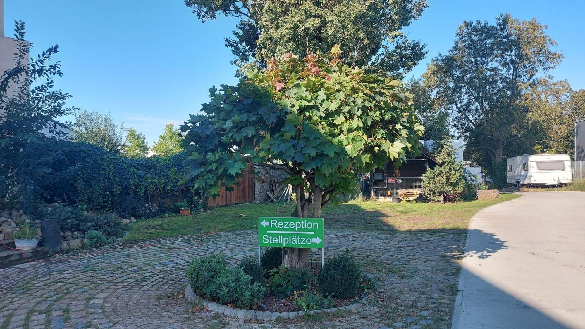 Leipzig Ferienwohnung in ruhiger Lage Exterior foto