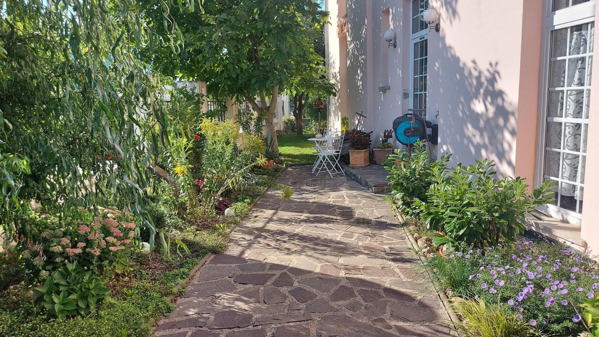 Leipzig Ferienwohnung in ruhiger Lage Exterior foto